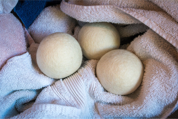 bolas de la com oleos essenciais